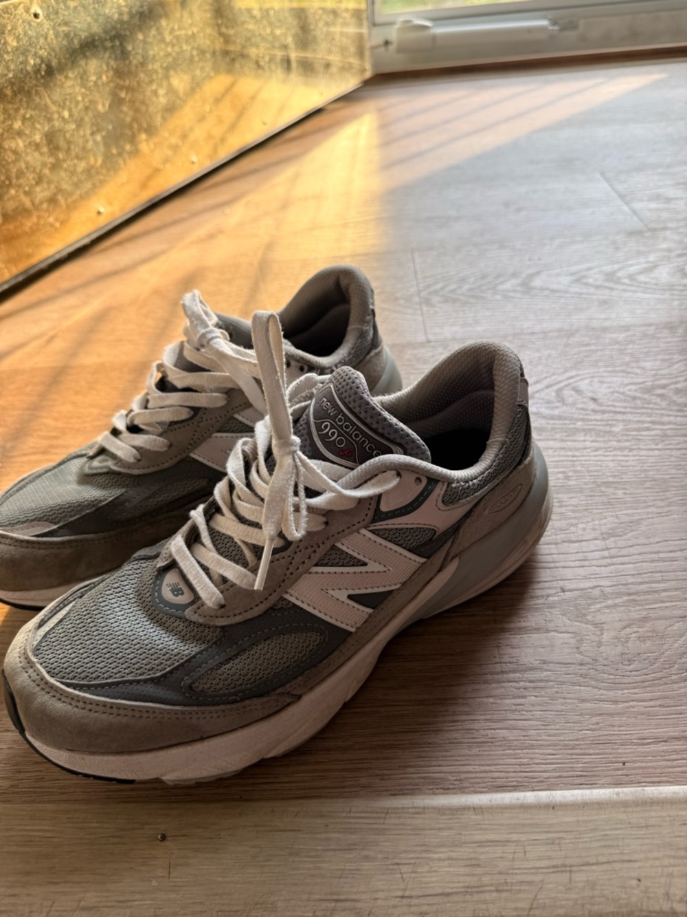 New Balance990 Grey and White Sneakers